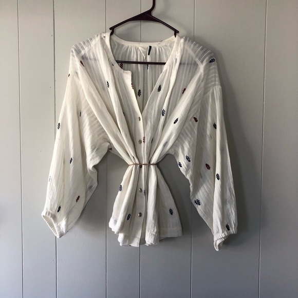 Akemi + Kin white bohemian top - Picture 3 of 7